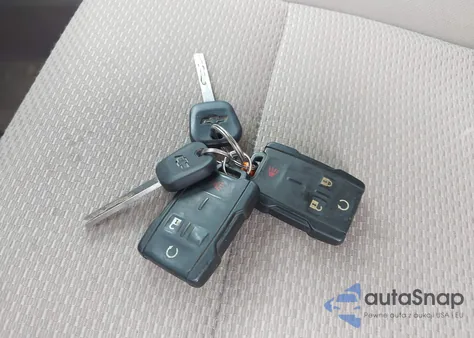 2017 Chevrolet Silverado 1500 1Lt from USA, damaged, VIN 3GCPCREC4HG442851